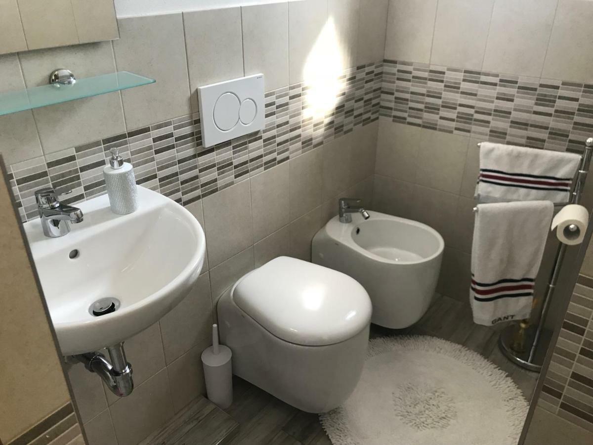 Anfite Apartments Aleardi Peschiera del Garda Extérieur photo